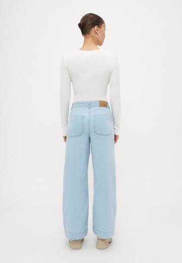 Свободные джинсы