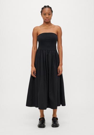 Платье без бретелек