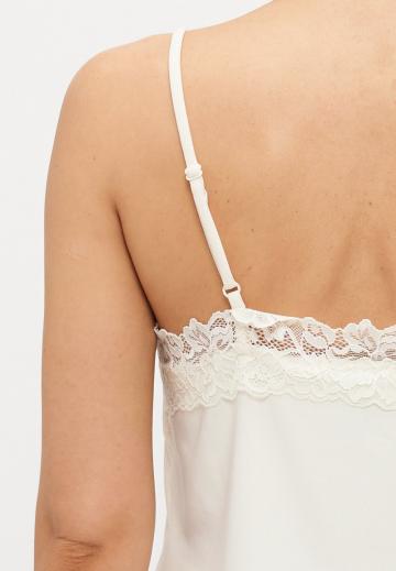 Топ на бретельках