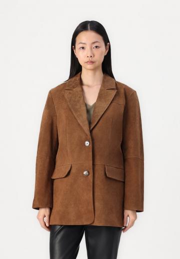 Длинный блейзер