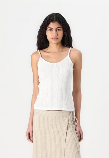 Топ на бретельках