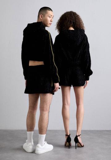 Спортивные штаны