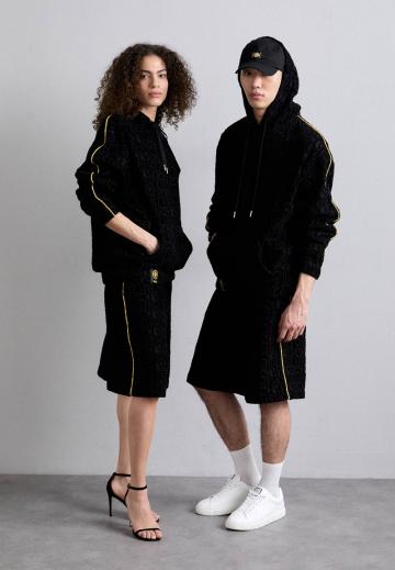 Пуловер с капюшоном