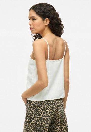 Топ на бретельках