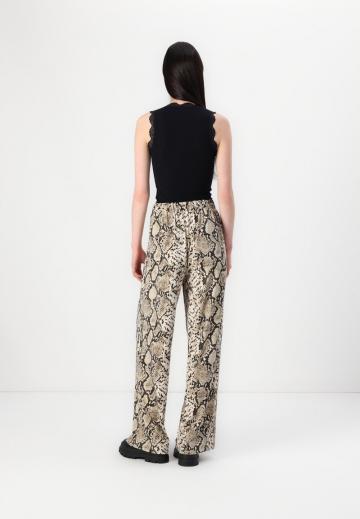 Широкие брюки