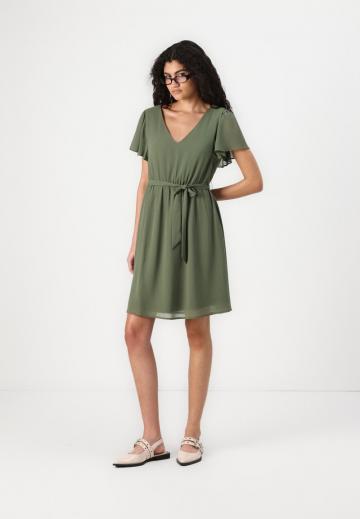 Коктейльное платье