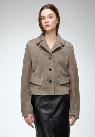 Блейзер с накладными карманами