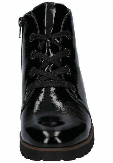 Ботинки на шнуровке