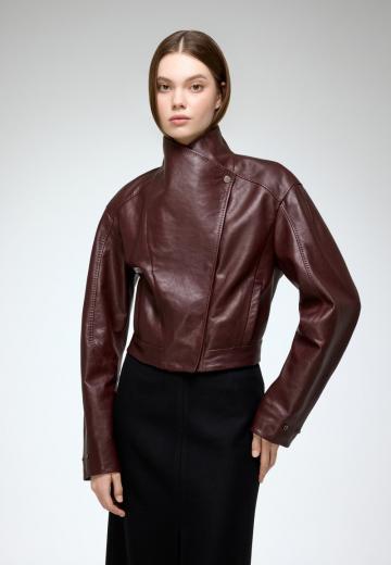 Короткая куртка