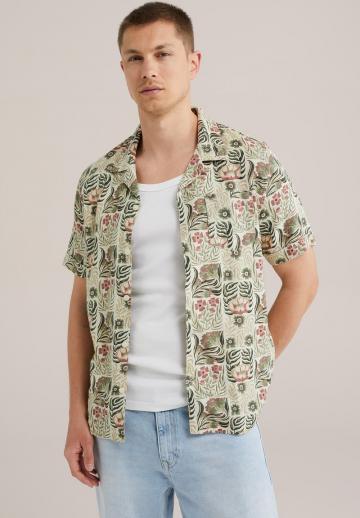 Рубашка с коротким рукавом