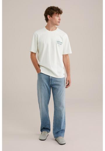 Прямые джинсы