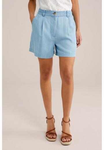 Джинсовые шорты