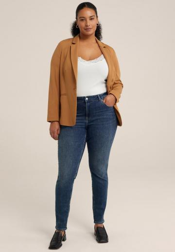 Топ на бретельках