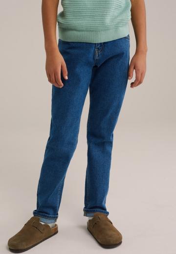 Джинсы