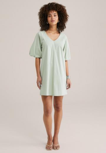 Короткое платье