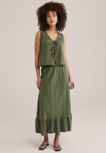 Блузка без рукавов