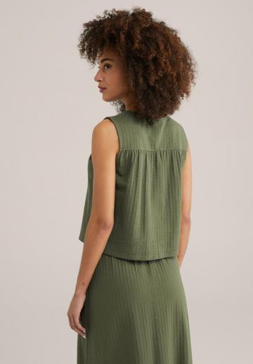 Блузка без рукавов