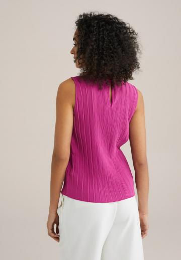 Блузка без рукавов