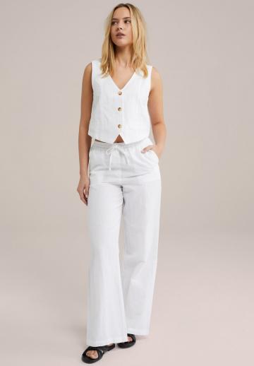 Джинсовая жилетка