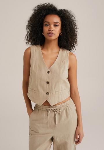 Джинсовая жилетка