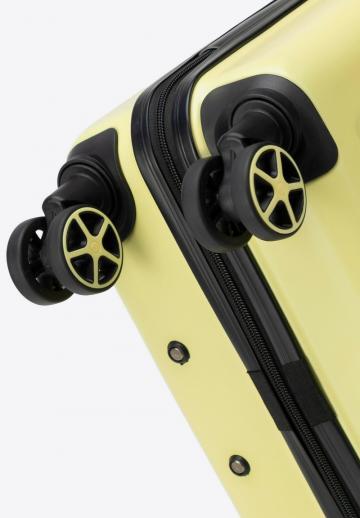 Чемодан на колесах