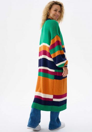 Длинный жилет