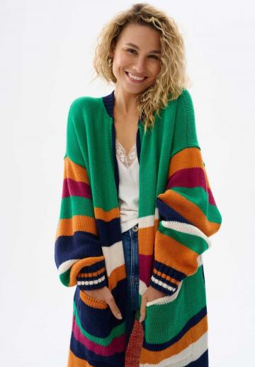 Длинный жилет