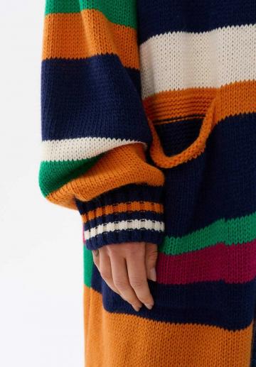 Длинный жилет