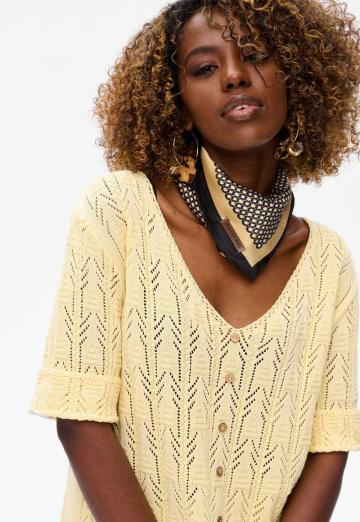 Вязаная кофта