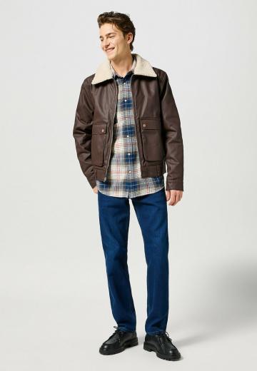 Прямые джинсы