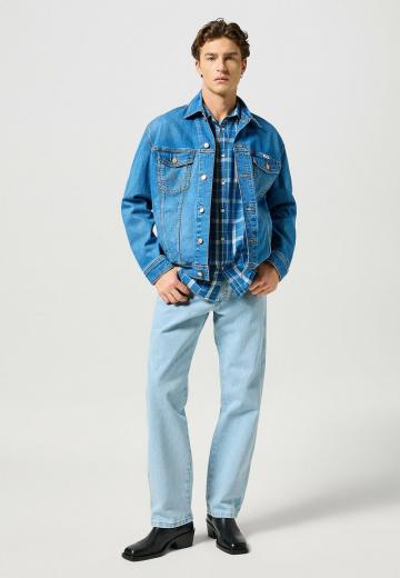 Прямые джинсы