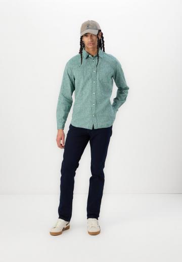 Прямые джинсы