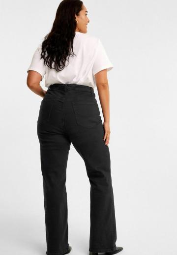 Клешеные брюки