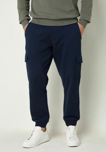Брюки с накладными карманами