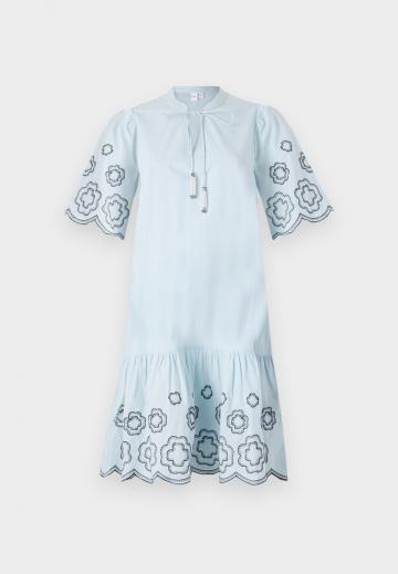 Летнее платье