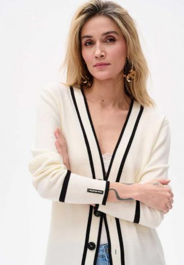 Длинный жилет