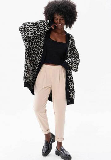 Длинный жилет