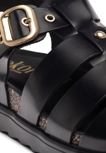 Босоножки на платформе