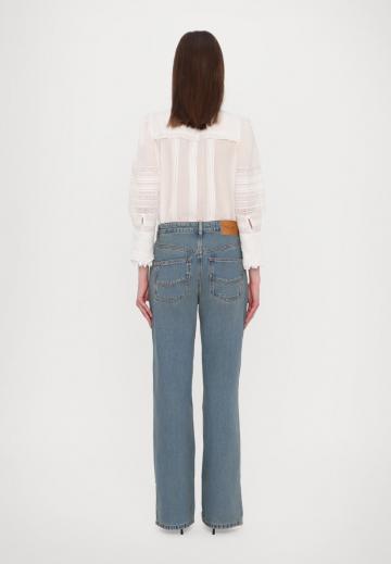 Джинсы бойфренда