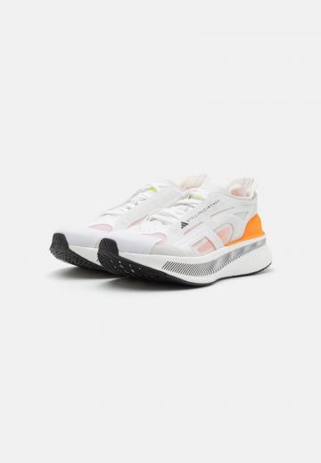 Беговые кроссовки