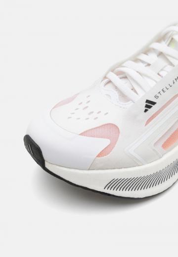 Беговые кроссовки