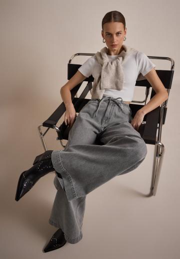 Свободные джинсы