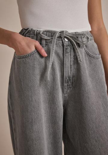 Свободные джинсы