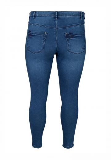 Короткие джинсы