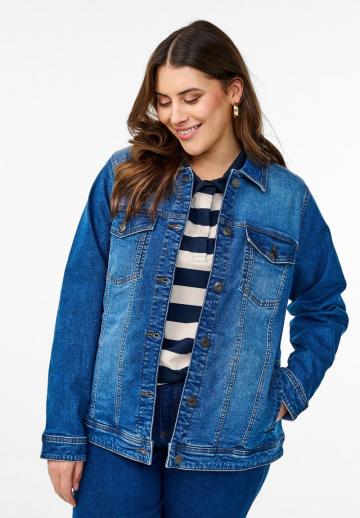 Джинсовая куртка