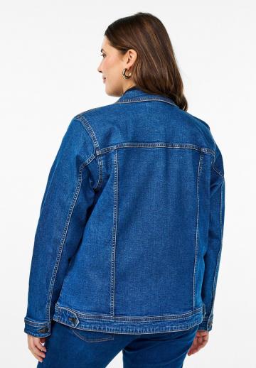 Джинсовая куртка