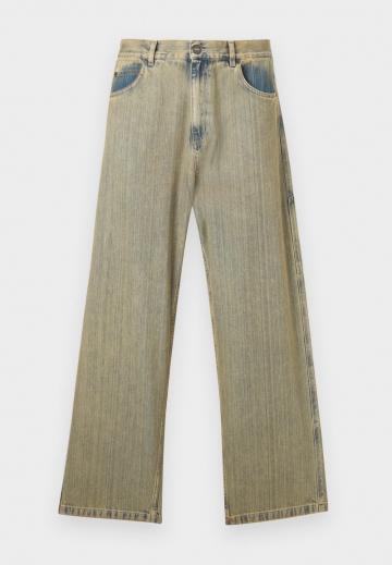 Джинсы бойфренда