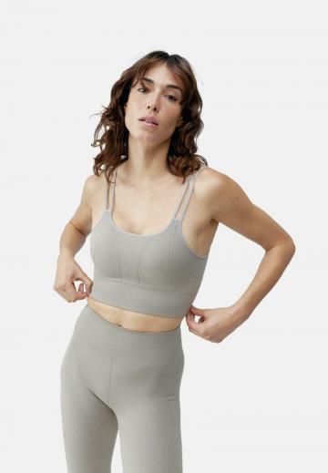 Спортивный бюстгальтер