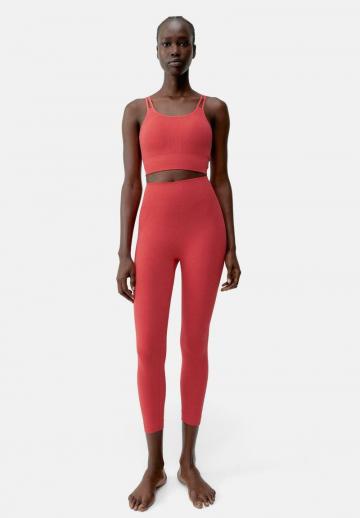 Спортивный бюстгальтер