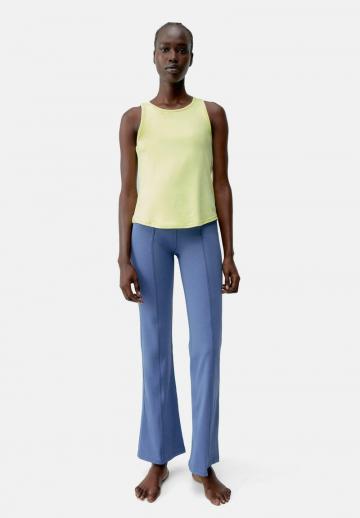 Спортивный топ